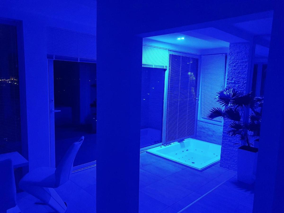Jacuzzi Penthouse Apartment 마툴지 외부 사진