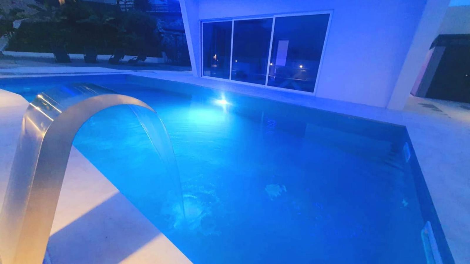 Jacuzzi Penthouse Apartment 마툴지 외부 사진
